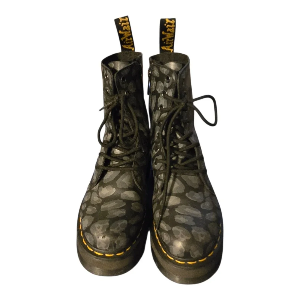 🖤 Dr. Martens Jadon Leopard Platform Boots Size 7 Oil Resistant Chunky Sole‎